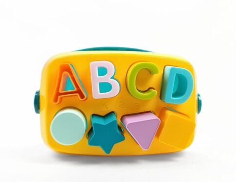 صندوق مطابقة الحروف والاشكال | Shape & Letter Sorting Box